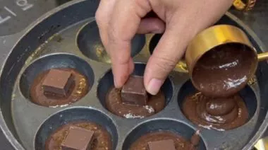 Mini Chocolate Lava Cakes